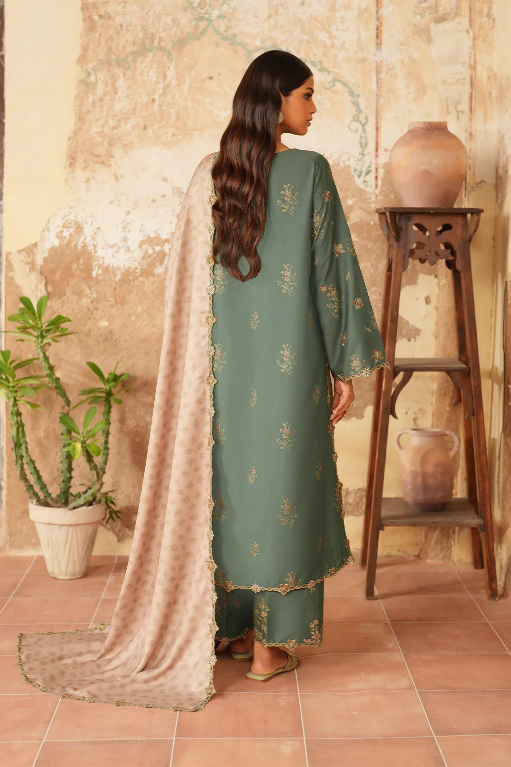 Emerald Winter Khaddar Embroidered 3-Piece Suit