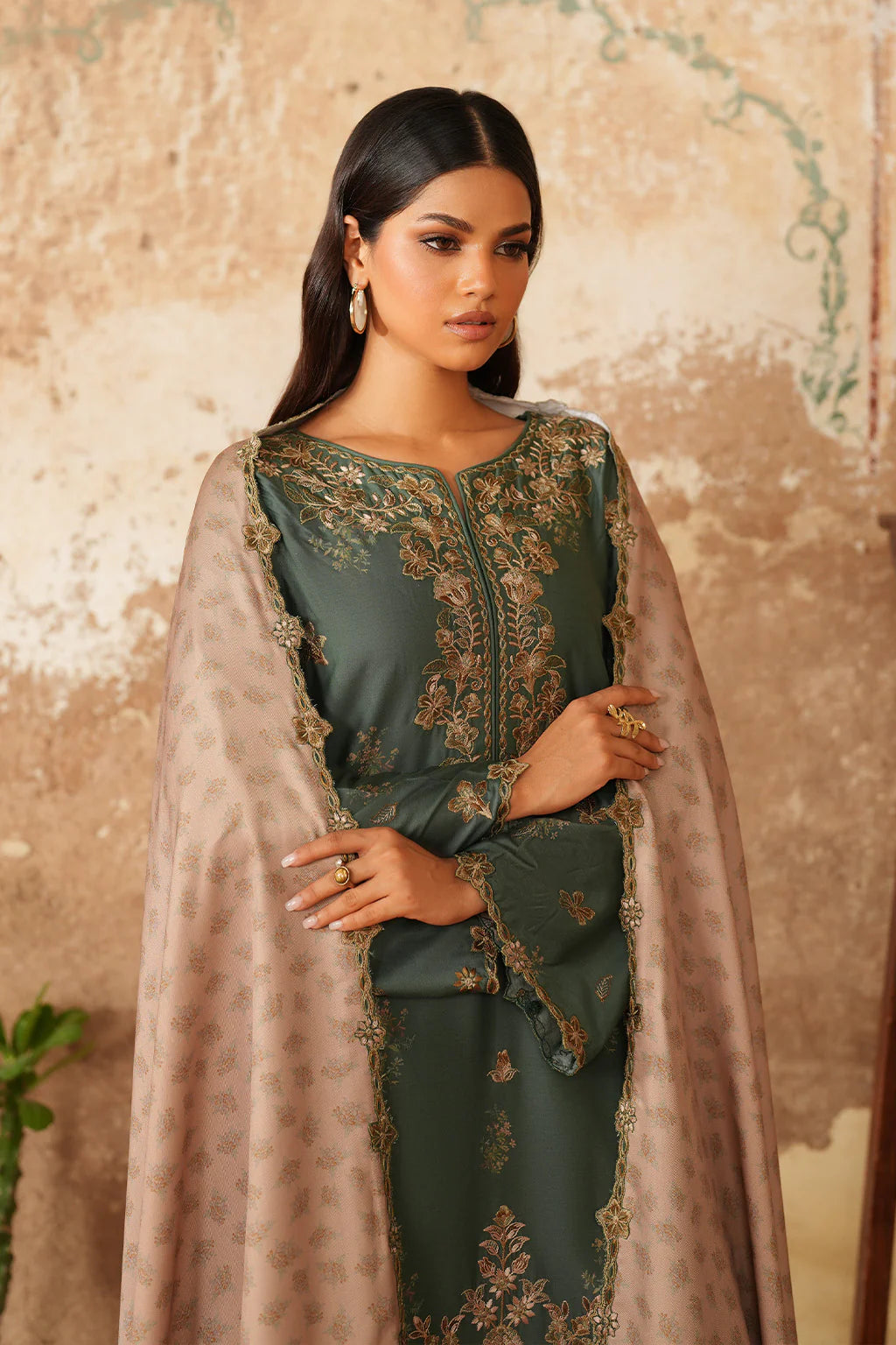 Emerald Winter Khaddar Embroidered 3-Piece Suit
