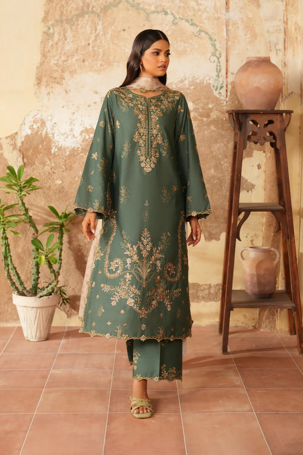 Emerald Winter Khaddar Embroidered 3-Piece Suit