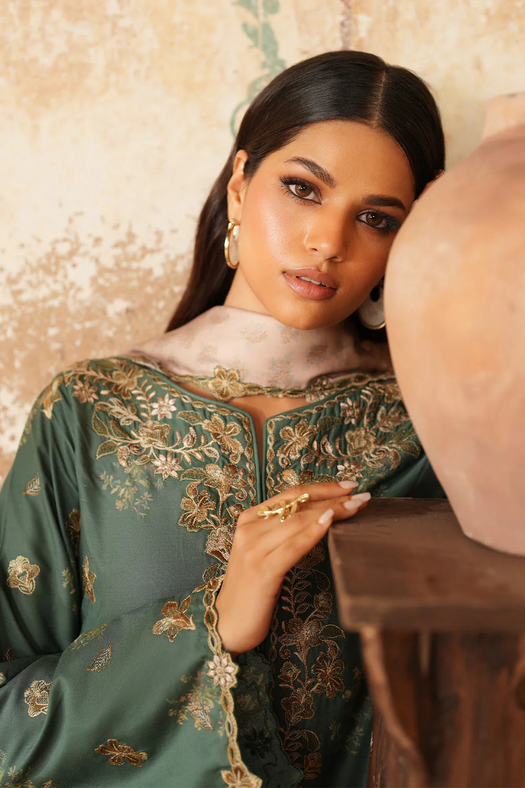 Emerald Winter Khaddar Embroidered 3-Piece Suit