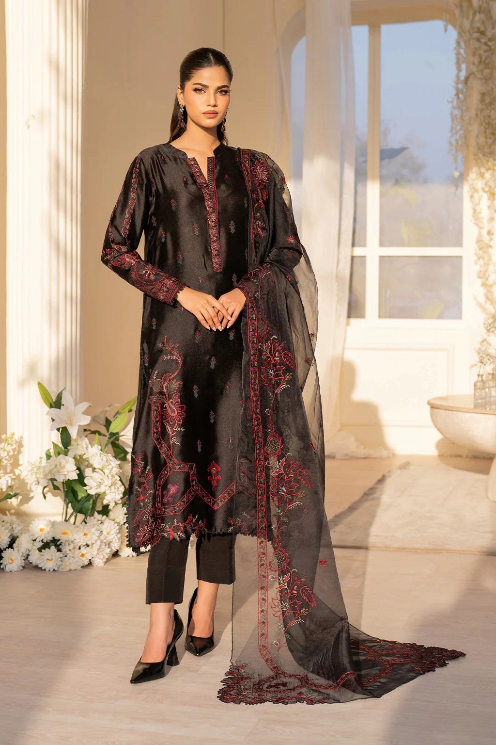 Midnight Rose Embroidered Winter 3-Piece Suit”