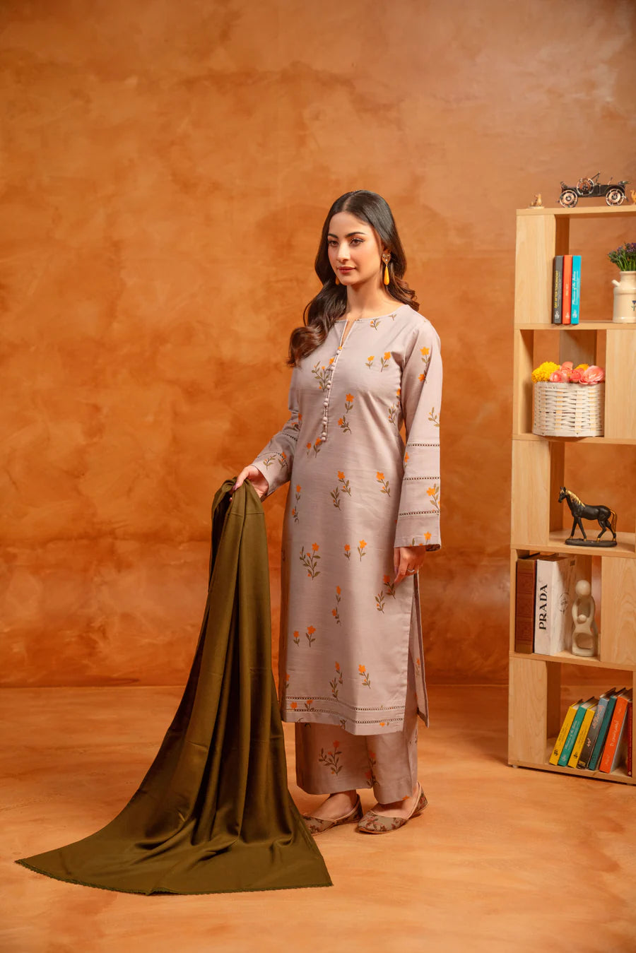 Soft Lilac Floral Winter Khaddar Printed 3-Piece Suit