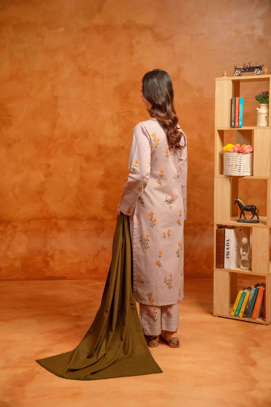 Soft Lilac Floral Winter Khaddar Printed 3-Piece Suit