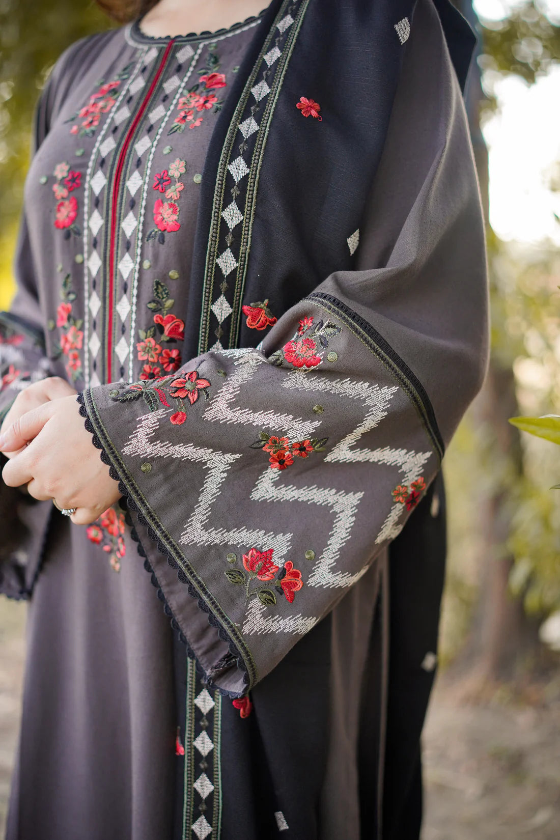 Winter Bloom Embroidered 3-Piece Suit