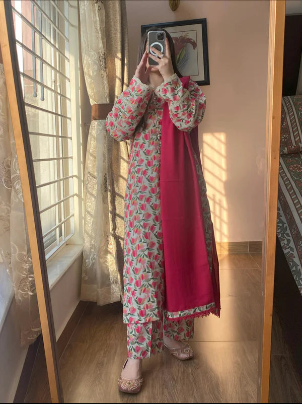 3Pc Khaddar Printed Peach Floral Dress