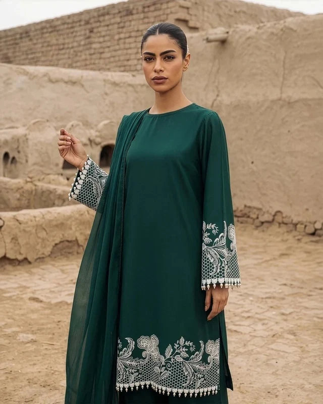 Elegant Emerald Green Embroidered 3-Piece Suit