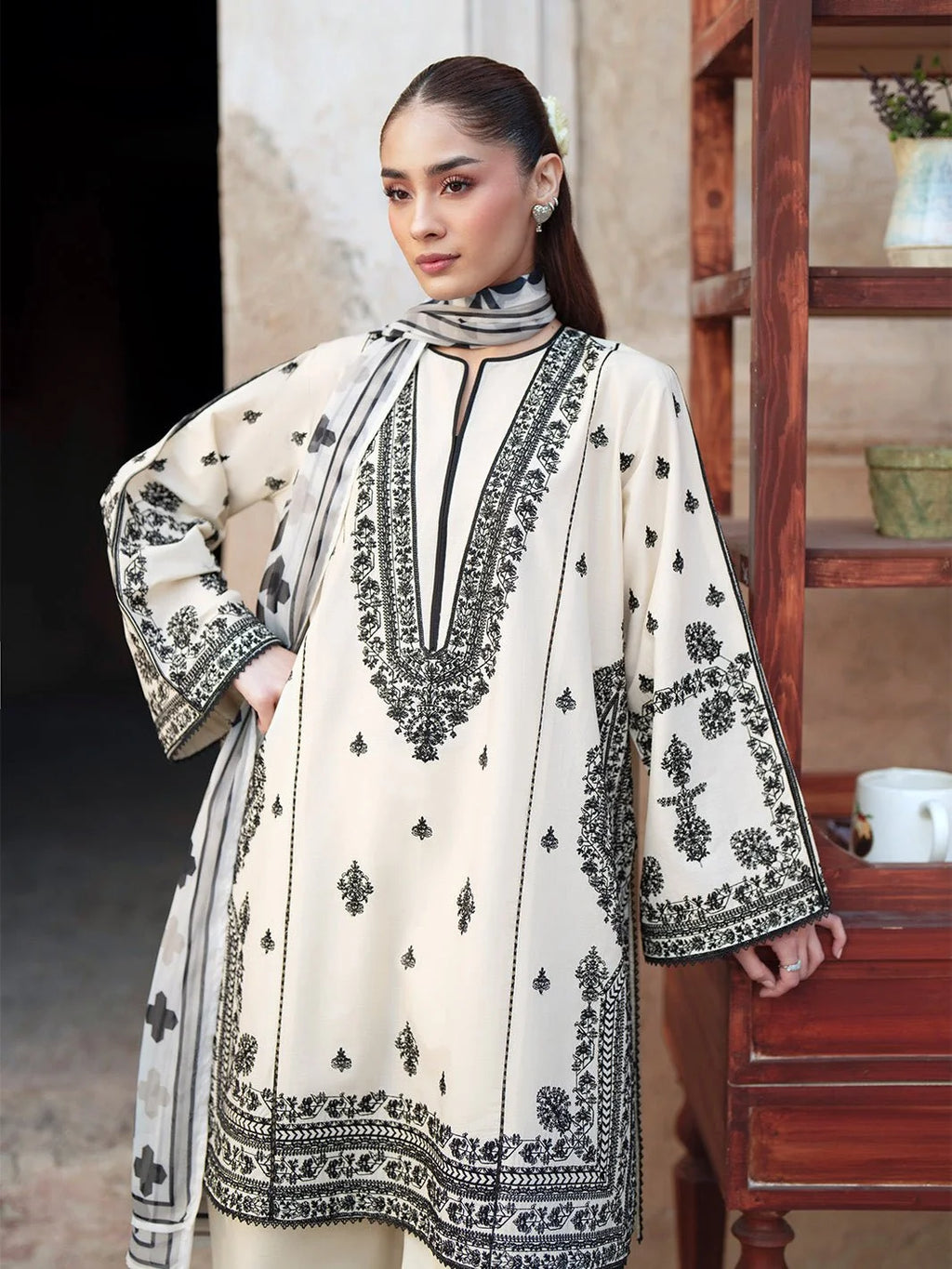 Elegant Ivory & Black Embroidered 3-Piece Suit with Printed Dupatta